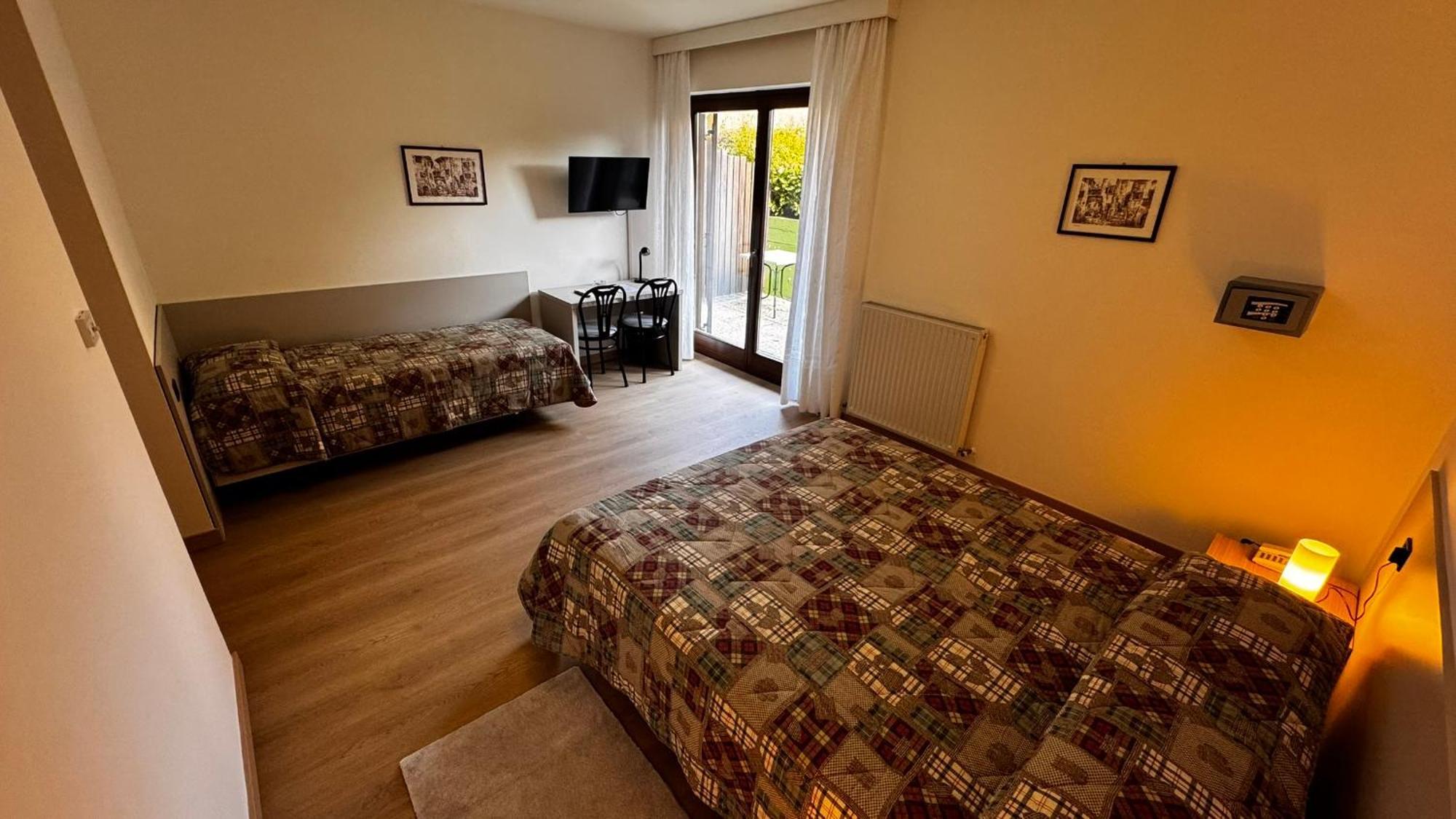 Albergo Stella Alpina Tenno Habitación foto